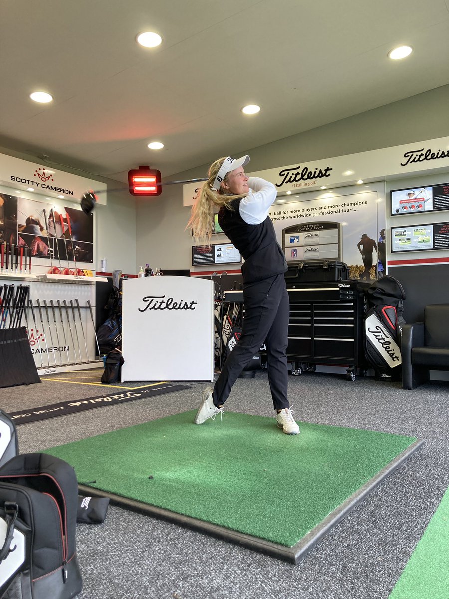 Looking forward to getting the TSR3 in the bag 👌🔥<a href="/TitleistEurope/">Titleist Europe</a> thanks <a href="/GraemeNoblett/">Graeme Noblett</a> for the fit