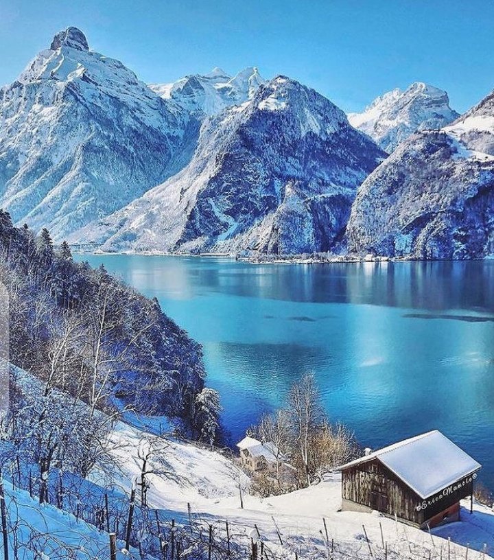 Switzerland 🇨🇭in Winter Morning❄️