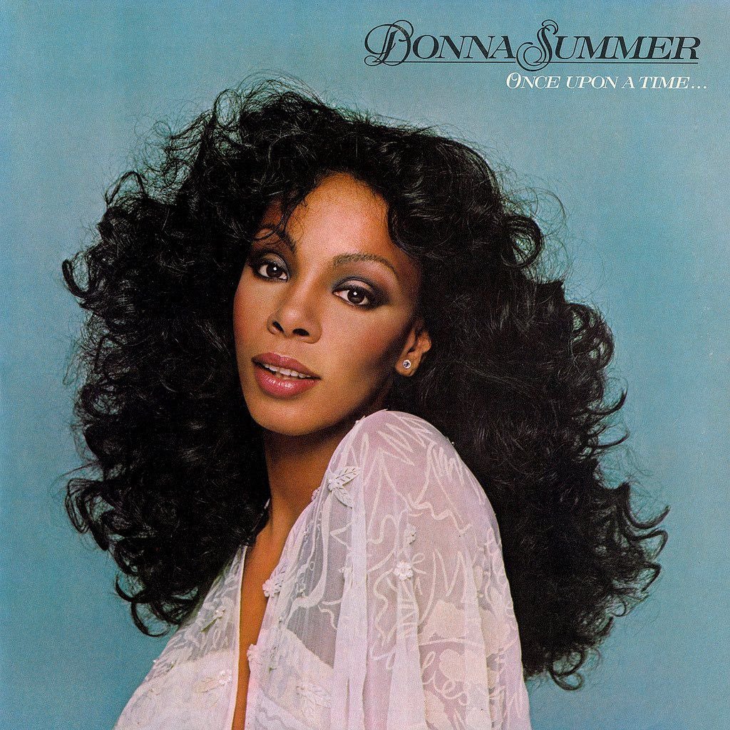 discointerlude's tweet photo. donna summer gave us some of the best album covers in music history https://t.co/Xt03VwaZF1