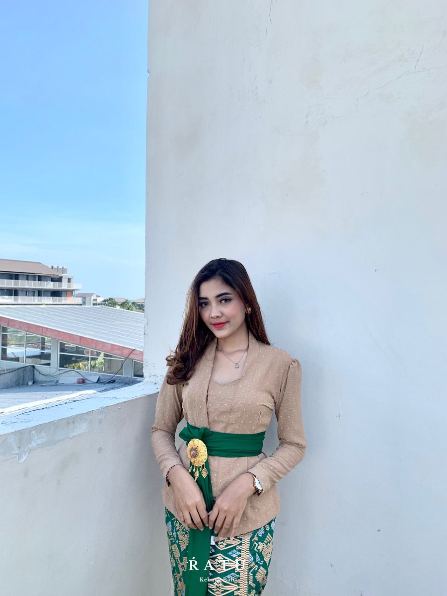 ✨rekomendasi kebaya hijab friendly ✨
a thread

shopee : shope.ee/5zqMIgfuR2
tiktokshop : vt.tiktok.com/ZSRQVt9NL/