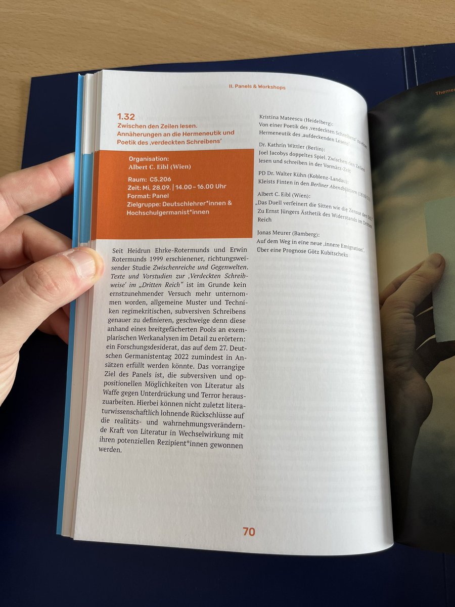 dvbverlag's tweet photo. #germanistentag2022 #verdecktesschreiben Heute Panel zur Poetik des 'verdeckten Schreibens' https://t.co/QP38fDF3H2