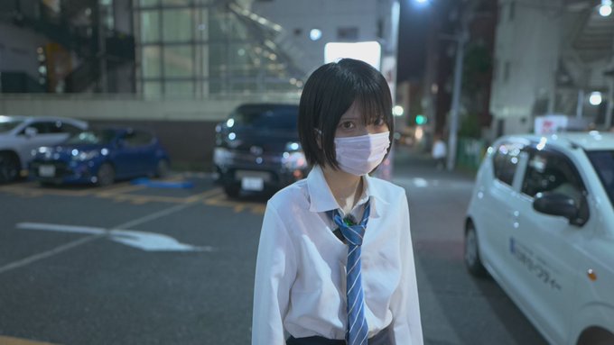 この制服も飽きた！新しい制服プリーズ＾＾ https://t.co/iJNlcUTTYi