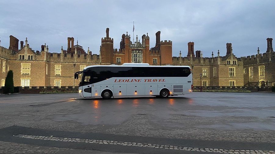 LeolineTravel's tweet photo. No words needed #stunning #coachhire #schooltransport #coachtransport #minibus #london #hampton #minibushire #yutong #pelicanengineering #tc12 #hometoschool https://t.co/MLMN9UfexK