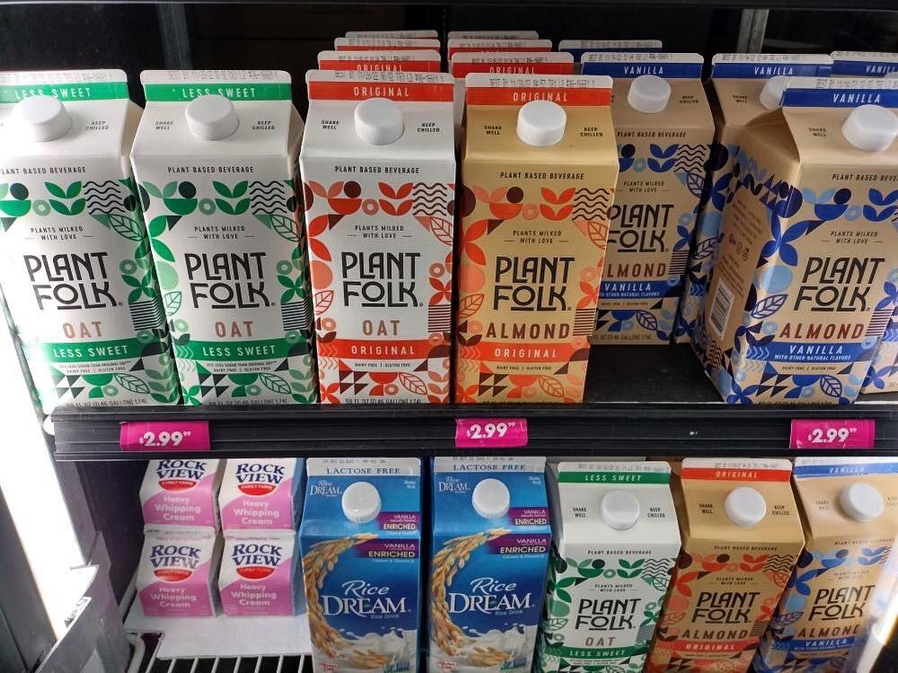 dollarstorevegn's tweet photo. oat milk is my fav. what about you? ❤️ @thewarsend , spotted by the comrade @dbeatpoohbear at 99 in Fullerton, CA #dollarstorevegan #veganaf #animalliberation #eattherich https://t.co/iTm1pvMktR https://t.co/VEJDxef6kg