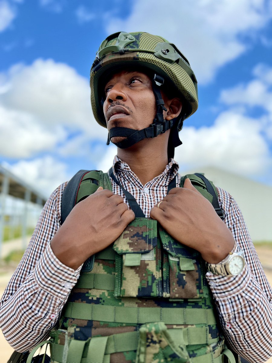MugwizaO's tweet photo. Proud of our forces 🇷🇼🙏🏽👌🏽 they ensure  we are safe and comfortable in all ways @RwandaMoD @Rwandapolice https://t.co/BiC5W1QpGo
