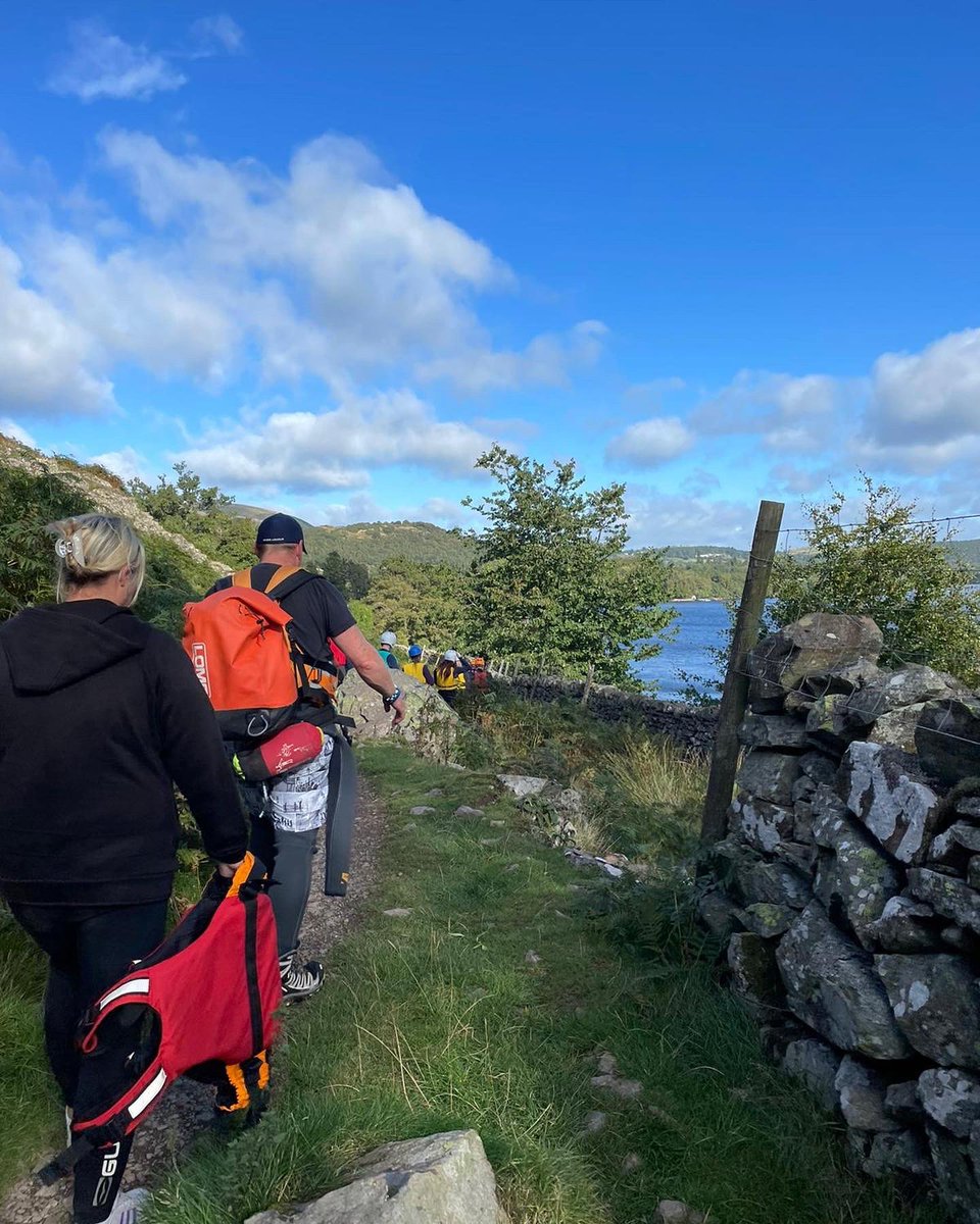 hcfehighpsport's tweet photo. Students taking part in cliff jumping and traversing in Ullswater at the beautiful @lakedistrictnpa. Students building teamwork skills and confidence. #transforminglives #ullswater #cliffjumping #confidenceandresilence https://t.co/9E2bXxO0TH