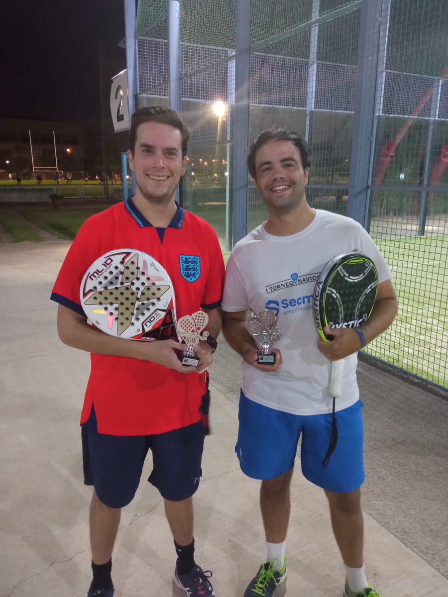 secmotic's tweet photo. 🏆¡El trofeo se viene a casa! ¡@Secmotic campeón! 

🎾Ayer nuestros compañeros @pabcampos y @Luisdelacalle jugaban la final de la Categoría Titulo de la Liga Pádel @RCSport3 Interempresas 2022.

¡Nos vamos a Madrid a jugar las finales! 🚀🚀 https://t.co/4yJyTw4f80