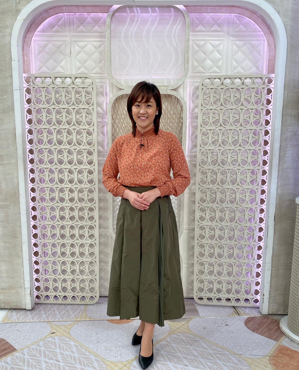 加藤綾子 さん衣装】 📺9/28 #LiveNewsイット/ «只今放送中!!» 加藤