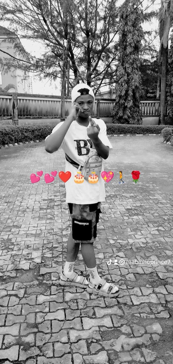 MabinhoP's tweet photo. Happy birthday to my humble self 🎉🎉🎉 age and grace 🎁🎂🎂 https://t.co/qlZGinL8gO