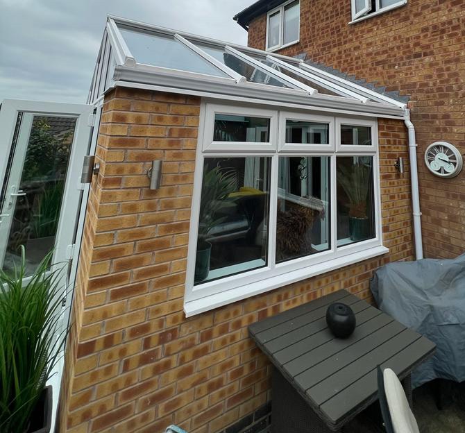MDG_Mansfield's tweet photo. A stunning Conservatory on this property giving extra space for the family, the design offers plenty of light with a homely feel. https://t.co/hnyf5sfdbx