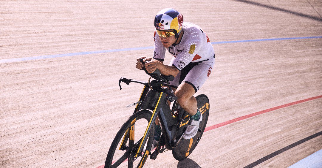 Guess who rode the Body Rocket system around the velodrome in Barcelona last week? Someone looking to defend their @IRONMANtri World Championship title in a few weeks' time... 👀 @kristianblu #notmarginalgains