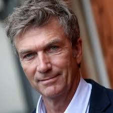 merlinpapin3's tweet photo. .@FredOL69007 On souhaite un Bon Anniversaire à #PhilippeCaroit qui a 63 ans , vu dans
Le Bleu de l'Ocean
Les Boeufs Carottes
Tarmontane
Série Rose
Marie Pervenche
Catherine https://t.co/iC7Qa2ZUbz