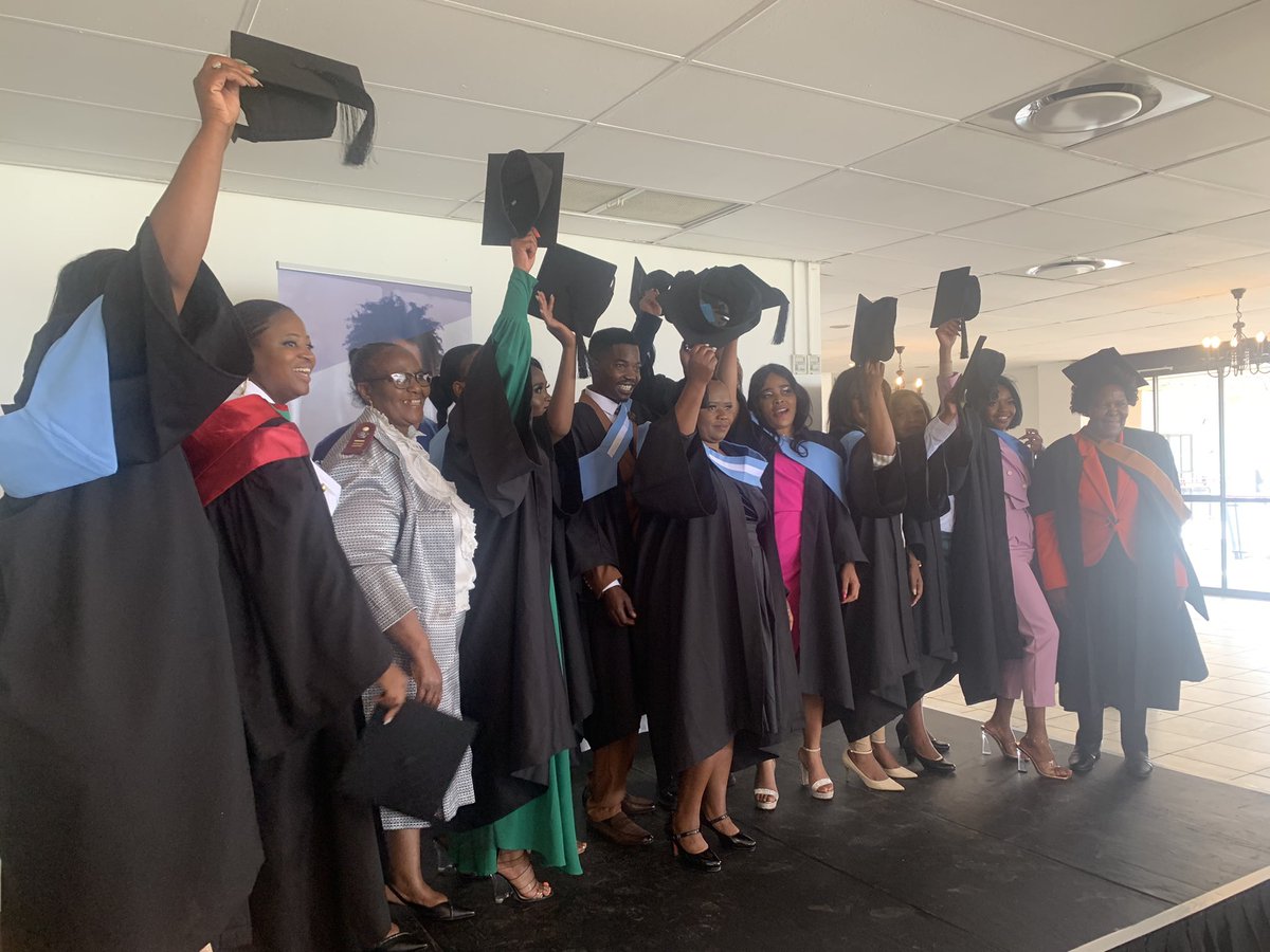 Lebo_Madubanya's tweet photo. Iโm a successful Sports Broadcaster. Iโve taken everything Iโve learned in the past 20yrs to lead a nursing institution thatโs produced 100% pass rate of Auxiliary Nurses.
#InspiringNursingExcellence
#Diversify
#MrsCEO
#FNNS https://t.co/sFZm7AKLC9