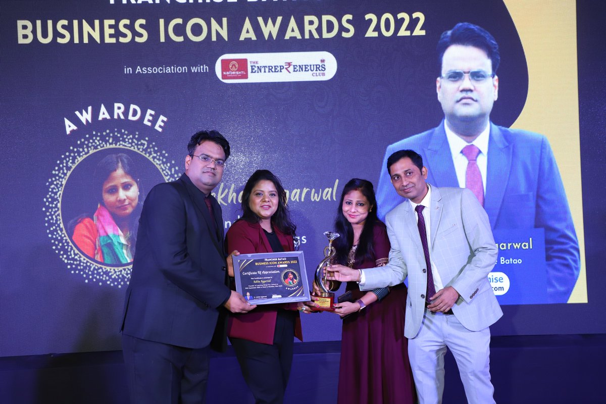 franchisebatao's tweet photo. Congratulations Mrs. Rekha Aggarwal Founder of Learning wings Pre School for Franchise Batao Business Icon Award.🥳🥳🥳

#BusinessIconAward #franchisebatao #awards #Delhiawards #scess #enterpreneur #event #leaders #businessman #businessowners #meetup #training #lemeridein #delhi https://t.co/zDKu9TW91v