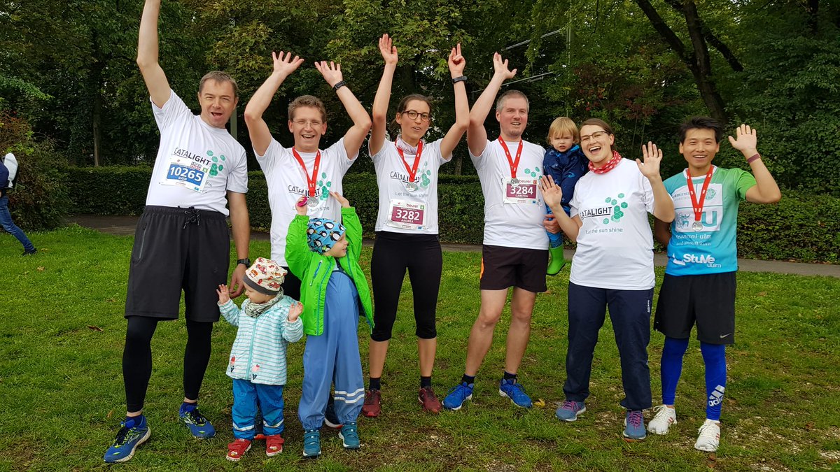 cata_light's tweet photo. Our CataLight Running Team was out this weekend at the Einsteinlauf in @ulm_donau  covering distances from Kid's Run to half marathon. Well done, everyone!
@uni_ulm 
@AndreaPannwitz @photonZfeed @carsten_streb https://t.co/AzuSMmhnaR