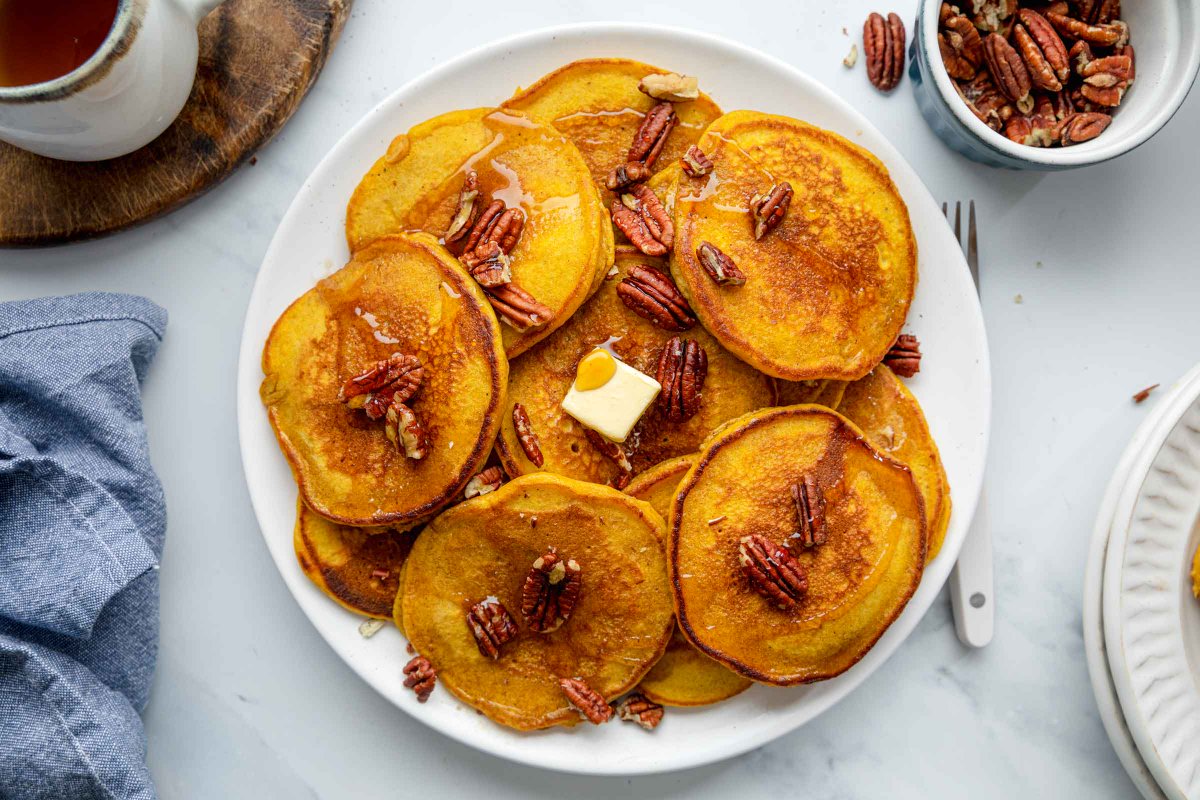 jernejkitchen's tweet photo. New! Pumpkin Pancakes is a simple breakfast or brunch recipe. In this recipe use homemade or store-bought pumpkin puree. Kids and adults love it.
Recipe: https://t.co/wAQwicDMLK https://t.co/qU6hyjH2zx