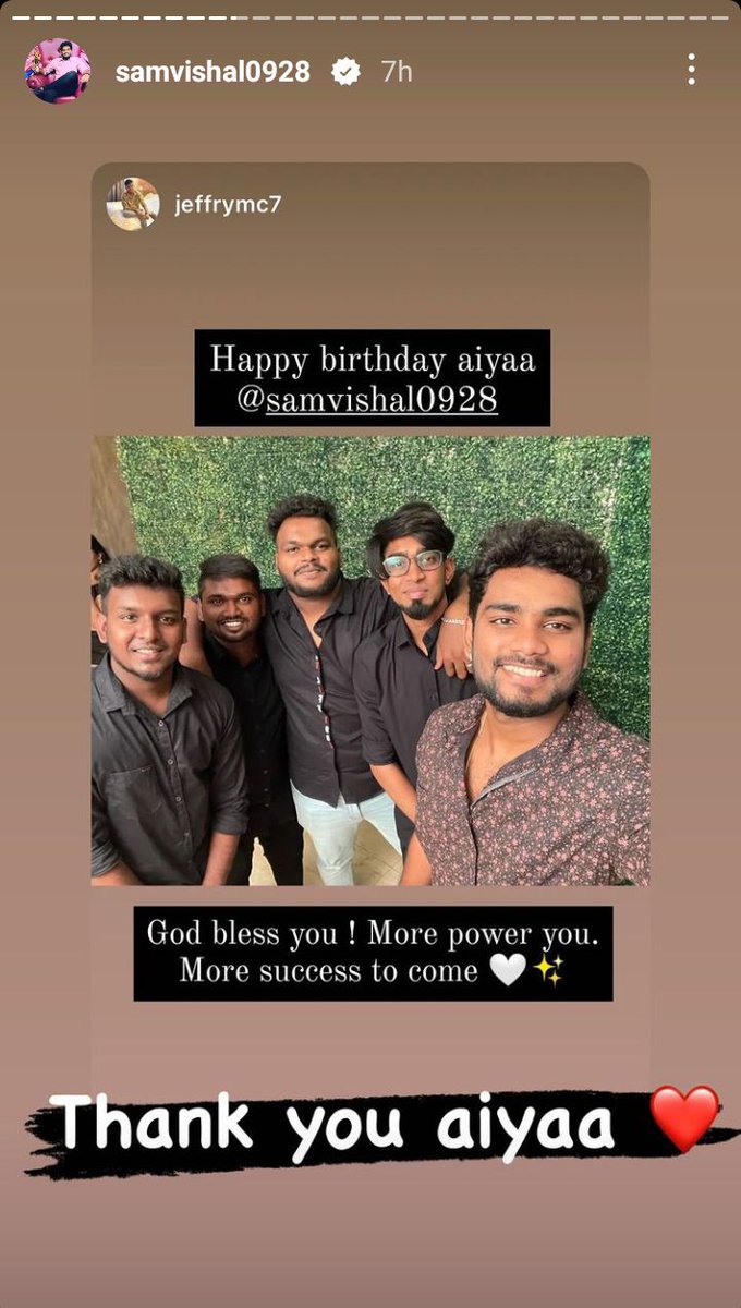 SAMVISHALFAN3's tweet photo. His people and him ❤️🔥😘
Stay happy and blessed samey 💙❤️ @samvishal280999
#SamVishal https://t.co/Q5PFxssSMi