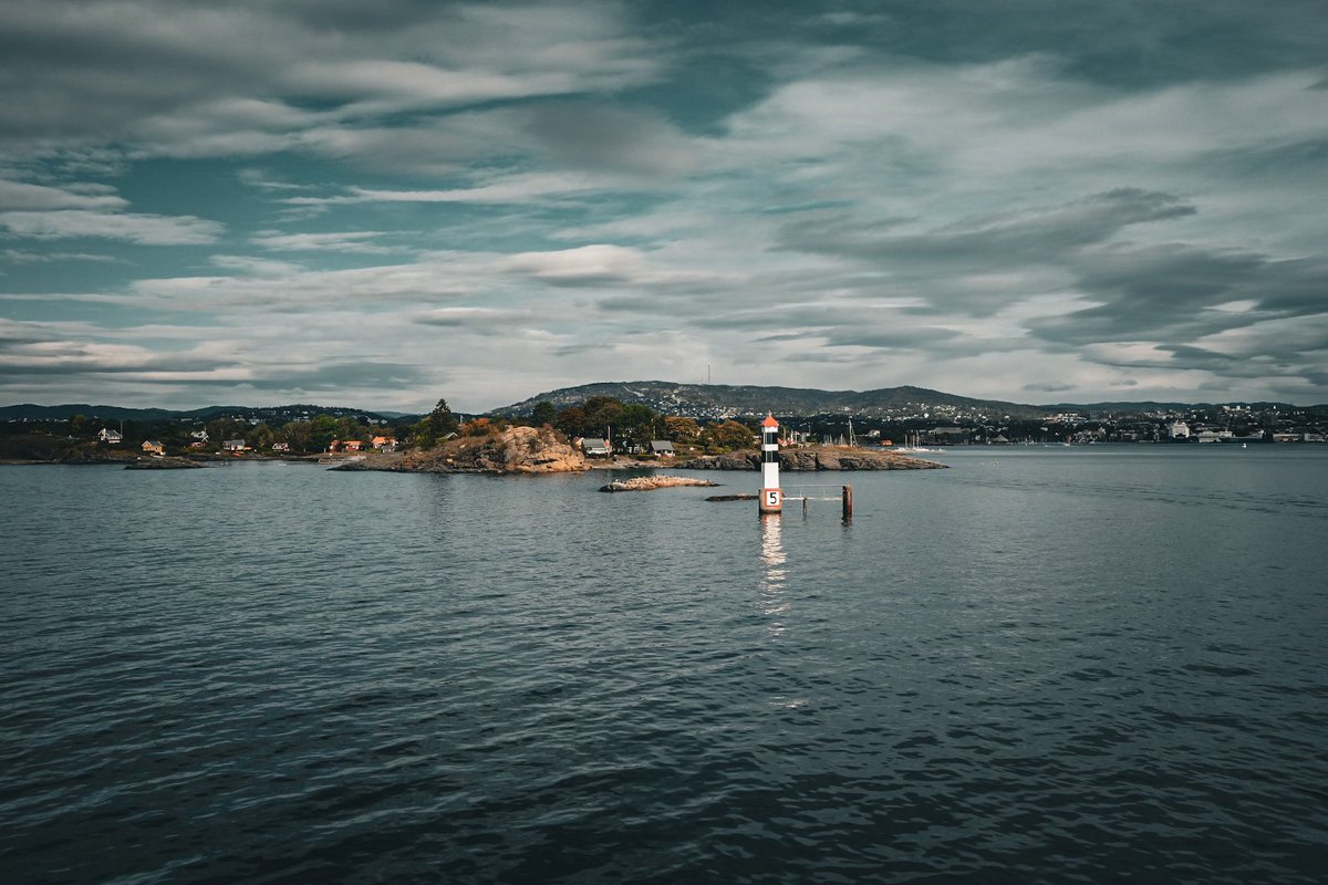 mythiXTrinity's tweet photo. Le fjord d’Oslo. #Trinitrip 🇳🇴 https://t.co/6T1KFqYOIo