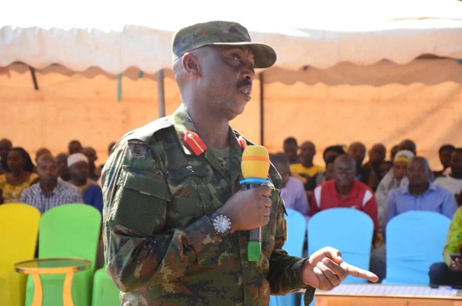 RGisanintwari's tweet photo. Commandant Gen. Frank Mutembe 👏, Cabo will recognize you! #RDF #RwandaWorks https://t.co/z0fUo31Bt6