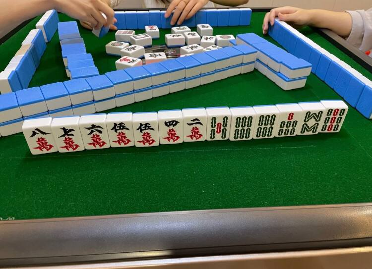 mflam63's tweet photo. 两个小时没有胡牌了。 https://t.co/D1KLqwcj5i