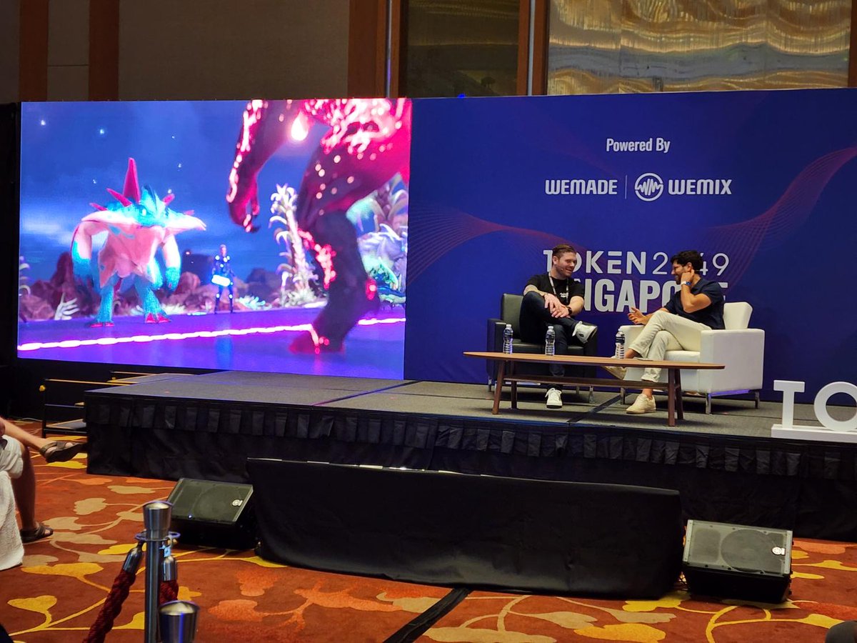 illuviumio's tweet photo. We love seeing Illuvium everywhere!🤩

Our CEO, @KieranWarwick presenting the game at @token2049 in Singapore 🔥 https://t.co/cfRDJNNhId