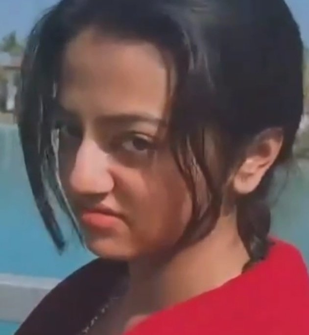 Amihellu's tweet photo. Win karke kya milega??

#HellyShah #HellyHolic https://t.co/gzJeQRNB59