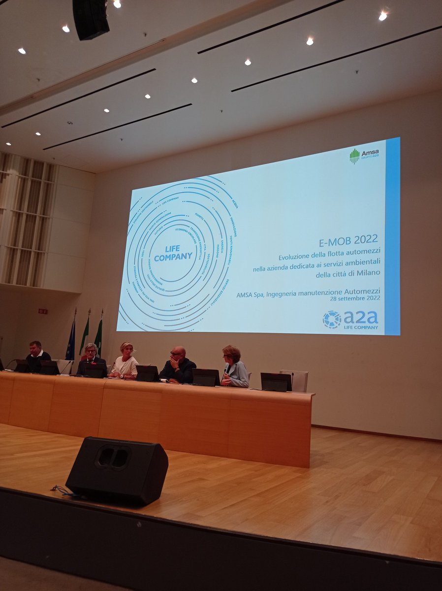 Primo intervento: <a href="/amsa_spa/">Amsa</a> 
Infrastrutture di ricarica, sostituzione dei veicoli inquinanti verso la mobilità elettrica per i servizi ambientali
#emob #emob2022 #eMobility