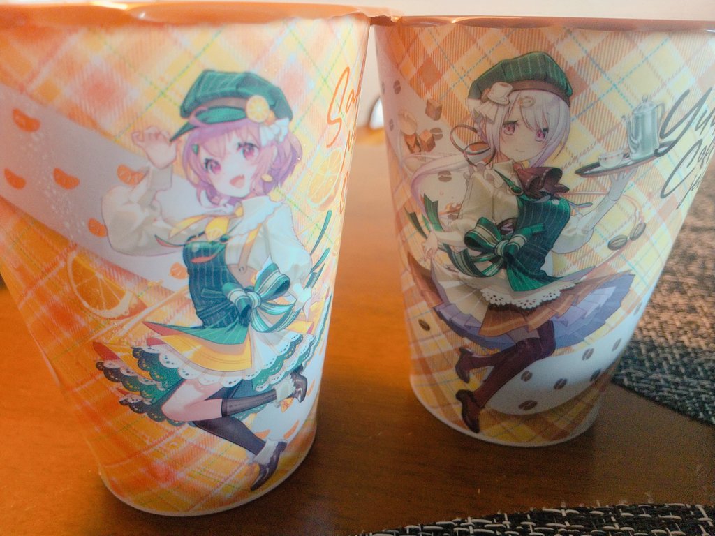 shiina yuika multiple girls 2girls hat pink hair green headwear cup smile  illustration images