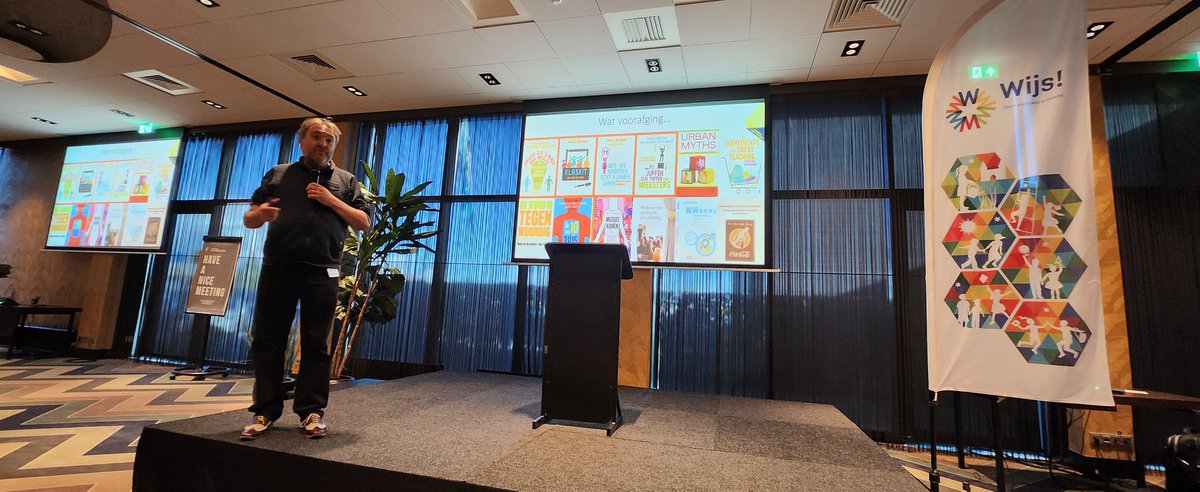 Wij zijn begonnen <a href="/thebandb/">Pedro De Bruyckere</a> opent op onze stichtingsstudiedag #wijs! <a href="/evavdbovenkamp/">Eva van de Bovenkamp</a> <a href="/Willibrordscho1/">Willibrordschool</a> <a href="/StBonifatiussc2/">St. Bonifatiusschool</a>