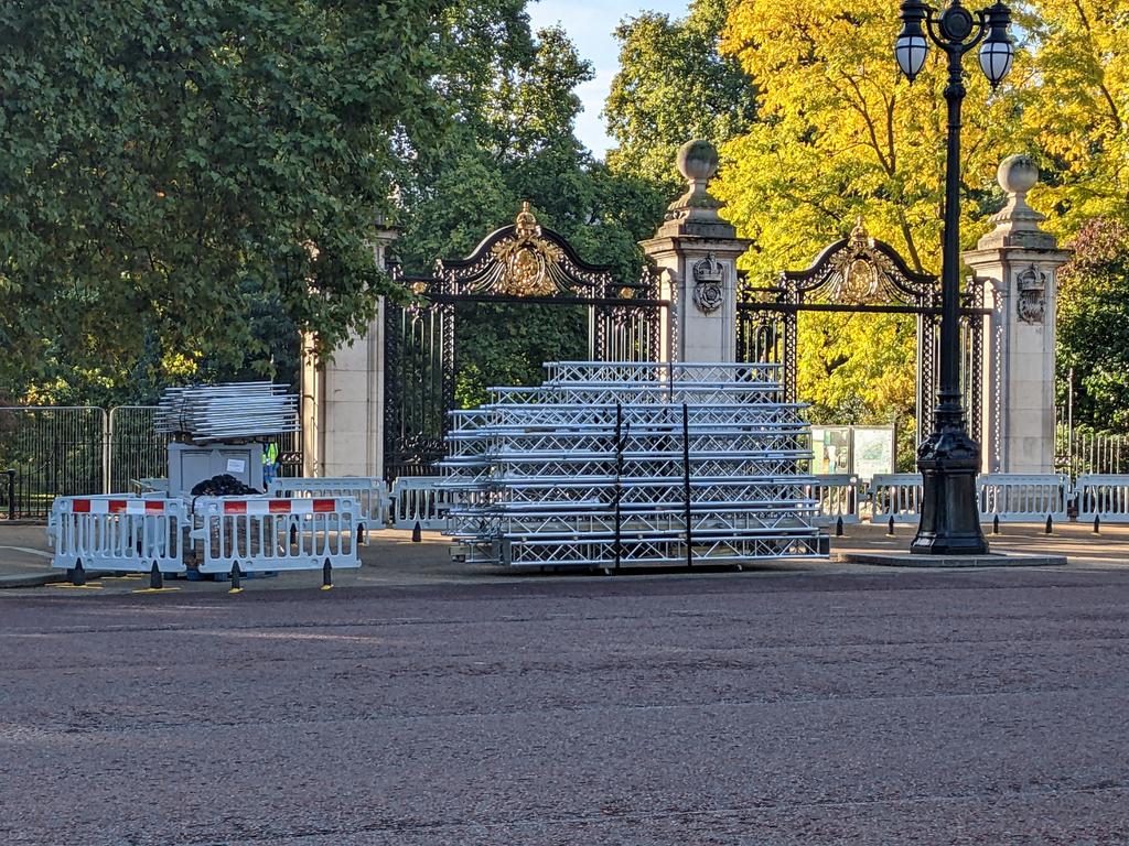 In the Mall - lucky they removed all of the pedestrian barriers for the funeral just in time to put up all of the pedestrian barriers for the marathon