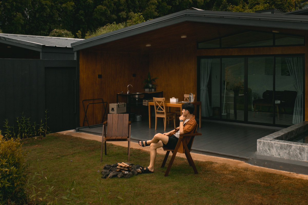 offtography's tweet photo. Thunwa The Campsite เขาค้อ

กับบ้านพักที่เปิดใหม่ Tiny House ชวนสัมผัสบรรยากาศท่ามกลางธรรมชาติสีเขียวของฤดูฝนแบบพาโนรามา 🏡 https://t.co/qdYPFgVJnl