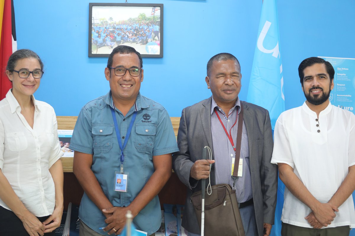 How are children with disabilities affected by global crises? Mr.Gaspar Afonso, Social Inclusion Advisor to the President J.Ramos-Horta, met with <a href="/Bilal_Durrani_/">Bilal Durrani</a> , #UNICEF Country Rep. in #TimorLeste to exchange views on the situation of children with disabilities in Timor-Leste.