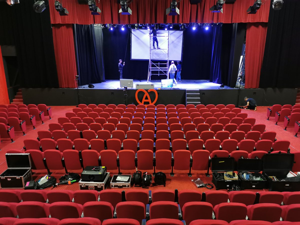 Installation pour l'#Erepday. On y met du 🥨❤️ pour que demain soit une belle journée !
#Alsace