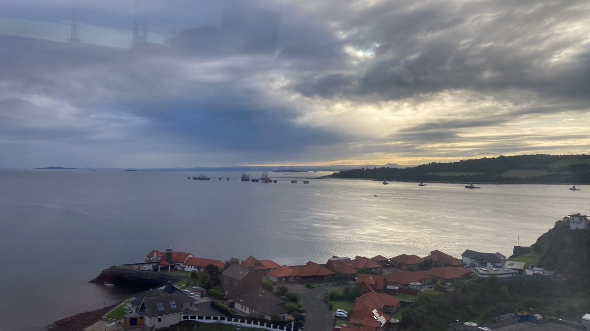 Not a bad view from the train on the way to work…