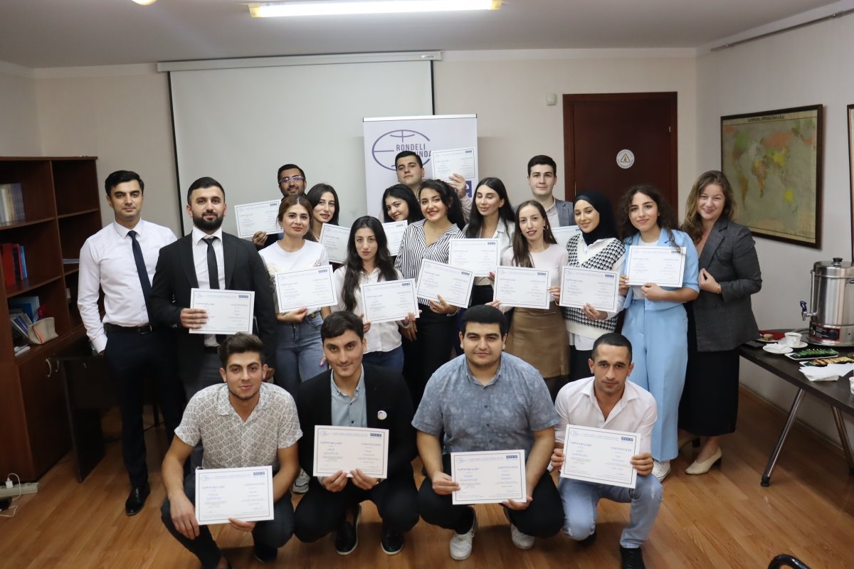 GFSIS_official's tweet photo. On 24-27 September Autumn School “Participatory Politics – Engaging National Minorities” was held at @GFSIS_official with the support and active participation of @OSCE High Commissioner on National Minorities (#HCNM).
#OSCE #GFSIS #Rondelifoundation https://t.co/Xnz6LoMFgG