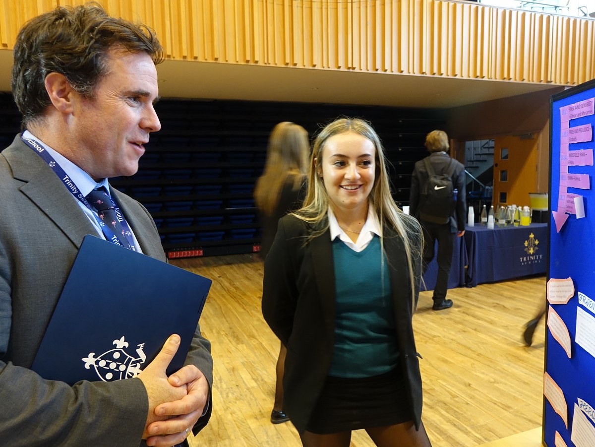 TrinityCroydon's tweet photo. An impressive 52 members of the Upper Sixth recently presented the findings of their Extended Projects in a stimulating event in the Trinity Concert Hall.
https://t.co/ALOdc84msC
#TrinityAcademic #TrinitySixthForm #EPQ https://t.co/iSK36YQprd