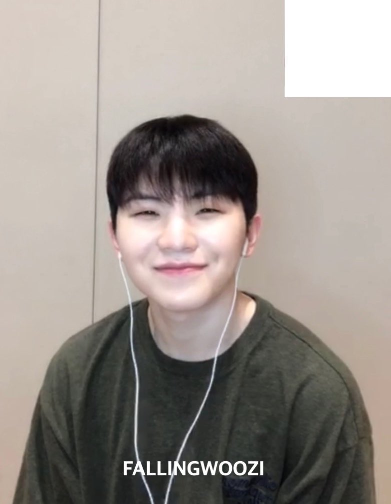 orangeee_wz's tweet photo. 하,,어떡해 너무 똑같다
세상에서 제일 상냥한 만두,, https://t.co/Tj4CmWJH6n