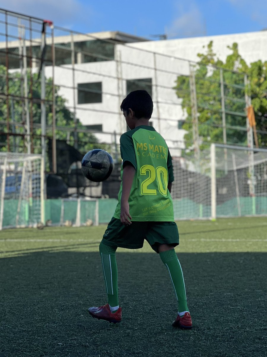 msmatesofficial's tweet photo. “I learned all about life with a ball at my feet” - @10Ronaldinho 
#MSMates #academy https://t.co/daZmJmMmAf