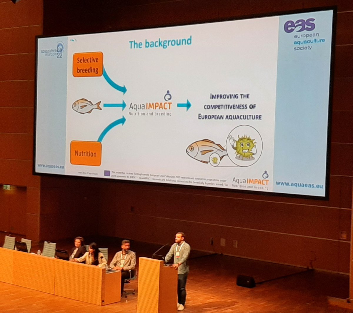 Congatulations to student awards finalist Fernando Naya-Català! Very good 3 minute pitch on the results of a complex <a href="/aqua_impact/">AquaIMPACT</a> experiment. #AE22RIM