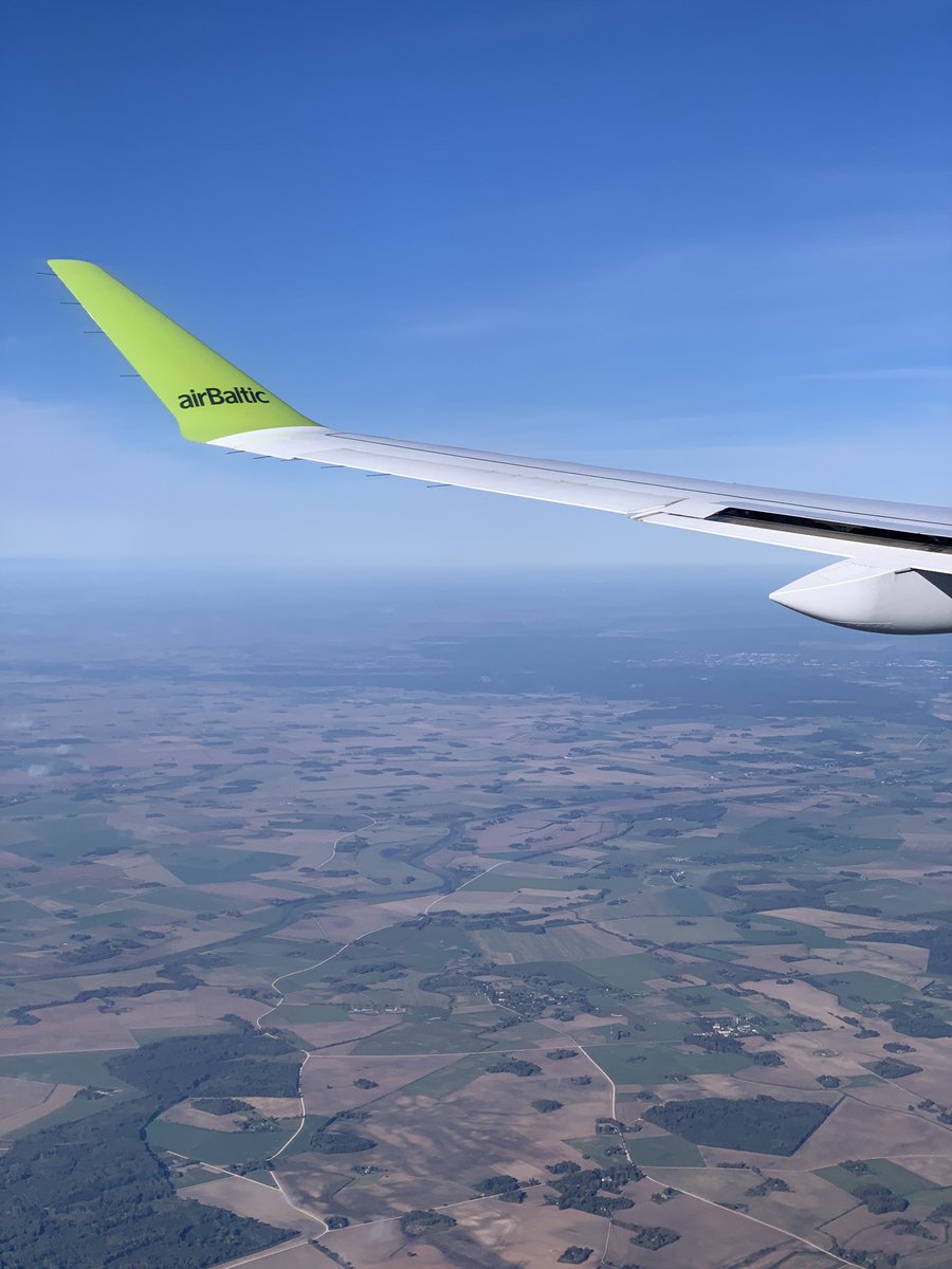 Ole_S_Hansen's tweet photo. A beautiful autumn day over the Baltics on route from Vilnius 🇱🇹 to Riga 🇱🇻 - #commodityoutlook https://t.co/xzatxblswQ
