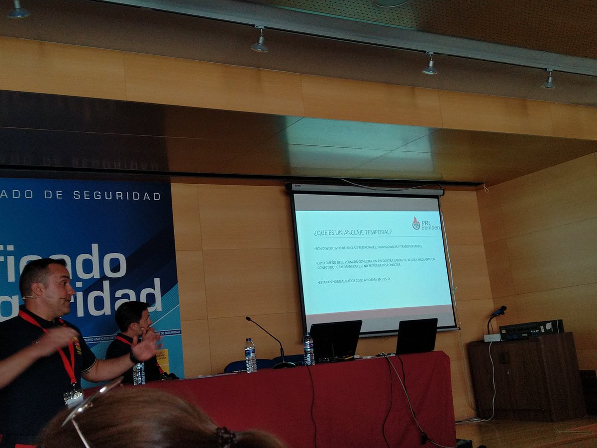 ➡️ <a href="/jarbo006/">javier</a>  nos habla en el IV Congreso Nacional de #PRL, a cerca de los "Anclajes temporales para #bomberos".
#Formación