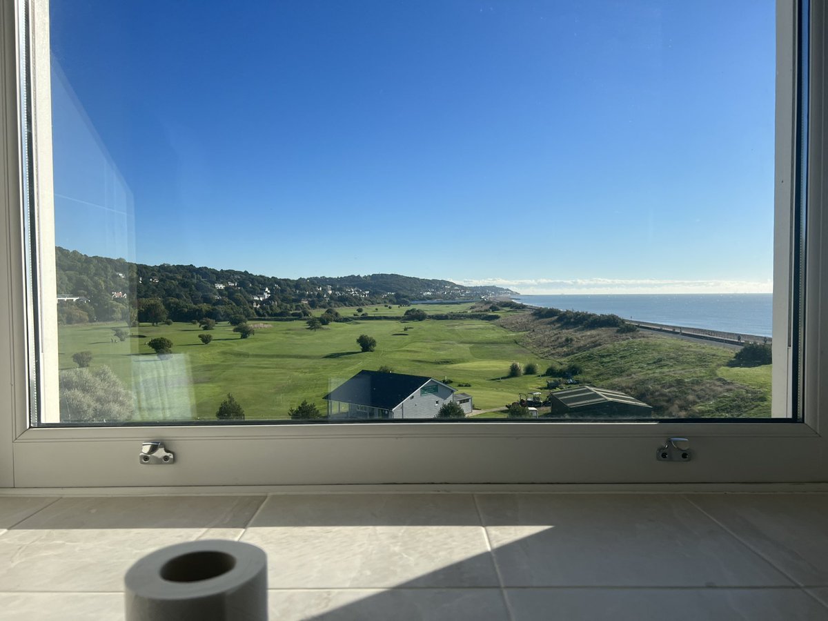TheDanProsser's tweet photo. @Carpervert thought of you… #poowithaview https://t.co/Wv7Fry6ASW