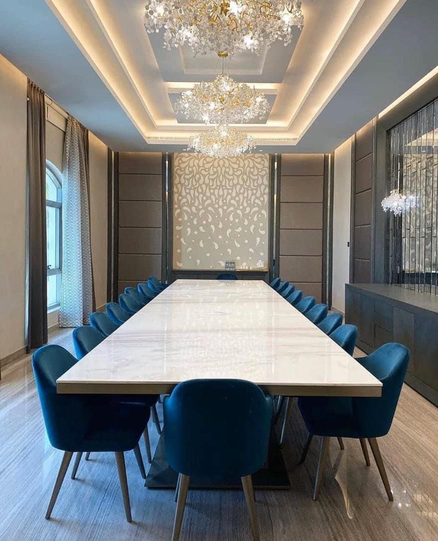 Check out the step by step boardroom transformation. 

Take your space to the next level with #thomsinteriordesign 

#womeninconstruction #deisgnandbuild #buildandinstall #womenindesign #designrwanda