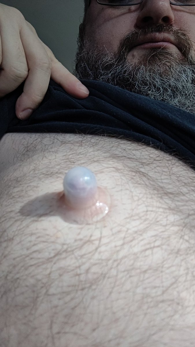 squire_muldoon's tweet photo. @RodrickKaneXXX I have been doing this very thing! While I am "pumping" I replace the piercing with a small keeper. I can then put the suction cup over and leave as long as needed. https://t.co/nHDviX75xL