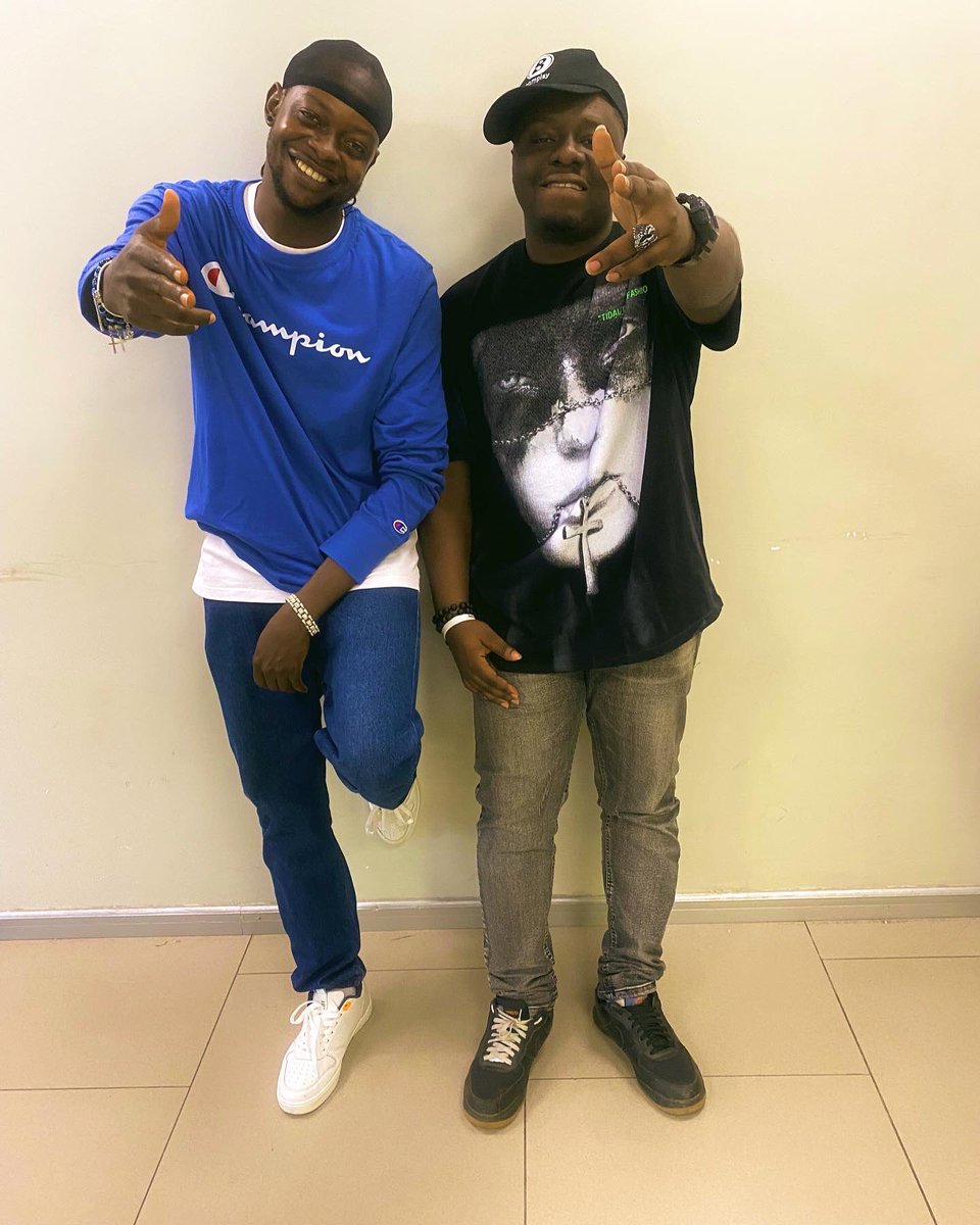 JasenBlu's tweet photo. made a stop at the @BoomplayMusicNG office yesterday to speak with the fam about the latest release “Otojometa” and &amp; incoming album. huge shoutout to my longtime bro @AgwuObinna_ we had a great afternoon! wadup my bro @WhoisDEUCE_ looking fresh champ 🥃

https://t.co/SanEBX8SzL https://t.co/8QEAYHK4Co