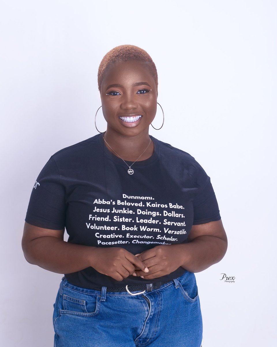 mideglow's tweet photo. Do you have a business or personal brand but you have no professional pictures of yourself… only selfies? Then you need to do better.

How you look matters, so you need to make a good first impression online.

It says a lot about the value you place on your brand and business. https://t.co/fs2m4lIgEQ