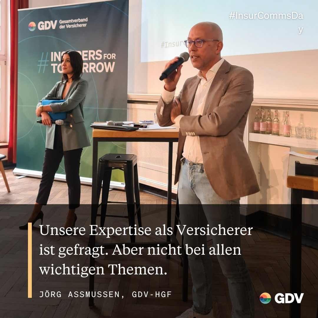 gdv_de's tweet photo. Frage aus dem Publikum beim #InsurCommsDay: Stellen wir genug Expertise bereit? Ja, aber wir haben noch mehr zu bieten. Wir sind Teil der Transformation und jeder Lösung. https://t.co/Xuukyd7qSX