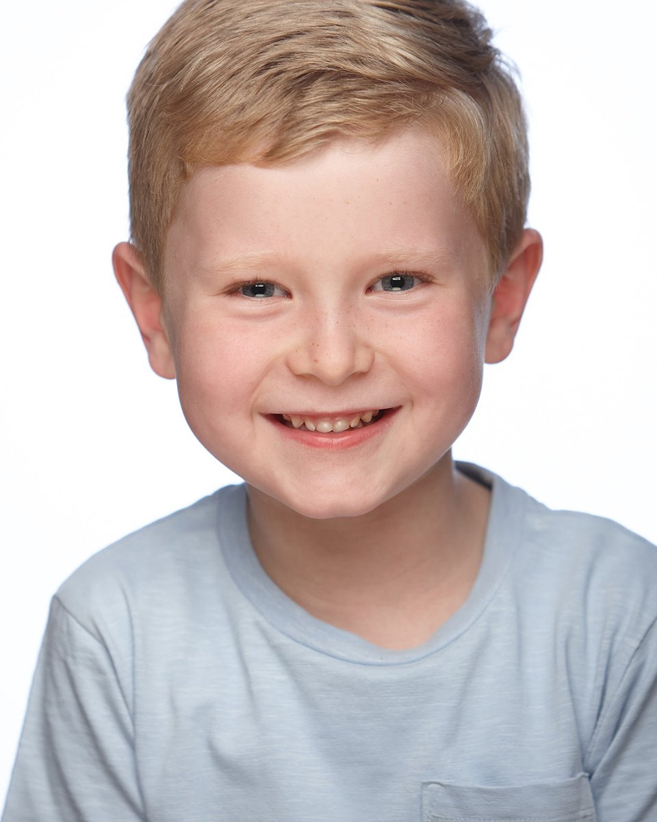 Carter Berry who’s just 5 years old has recently been filming for a toy commercial. So much confidence!

#studioheadshot #actorsheadshot #headshots #photography #photographer #portrait #portraitphotography #actorslife #acting #actorphotography #actingreel #modelagency