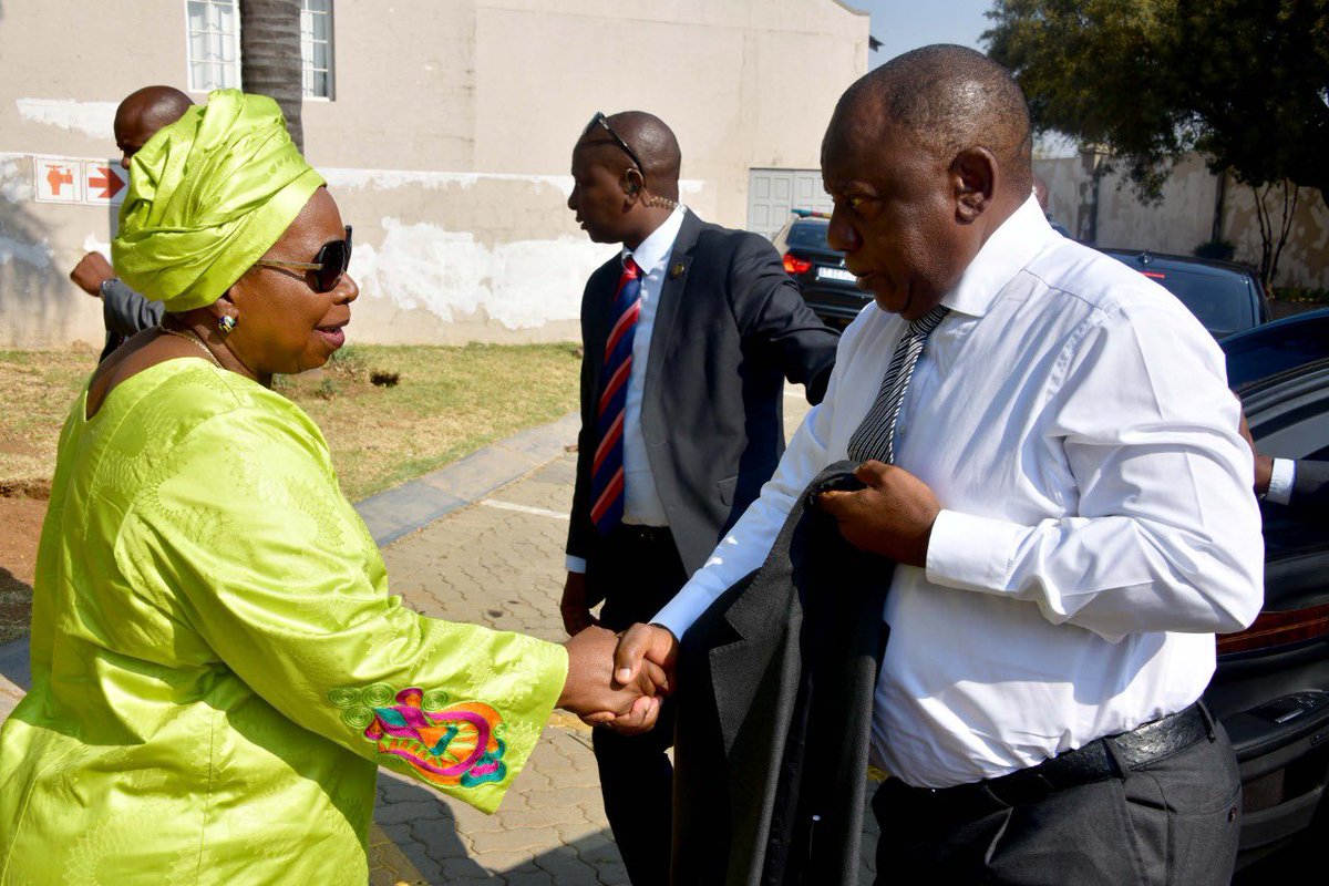 PresidencyZA's tweet photo. [PHOTOS]: President @CyrilRamaphosa arriving at the Birchwood Conference Centre in Ekurhuleni, received by Minister of Cooperative Governance and Traditional Affairs Dr Nkosazana @DlaminiZuma for the National Local Government Summit. 
#LGSummit https://t.co/8UlFLeIMwq