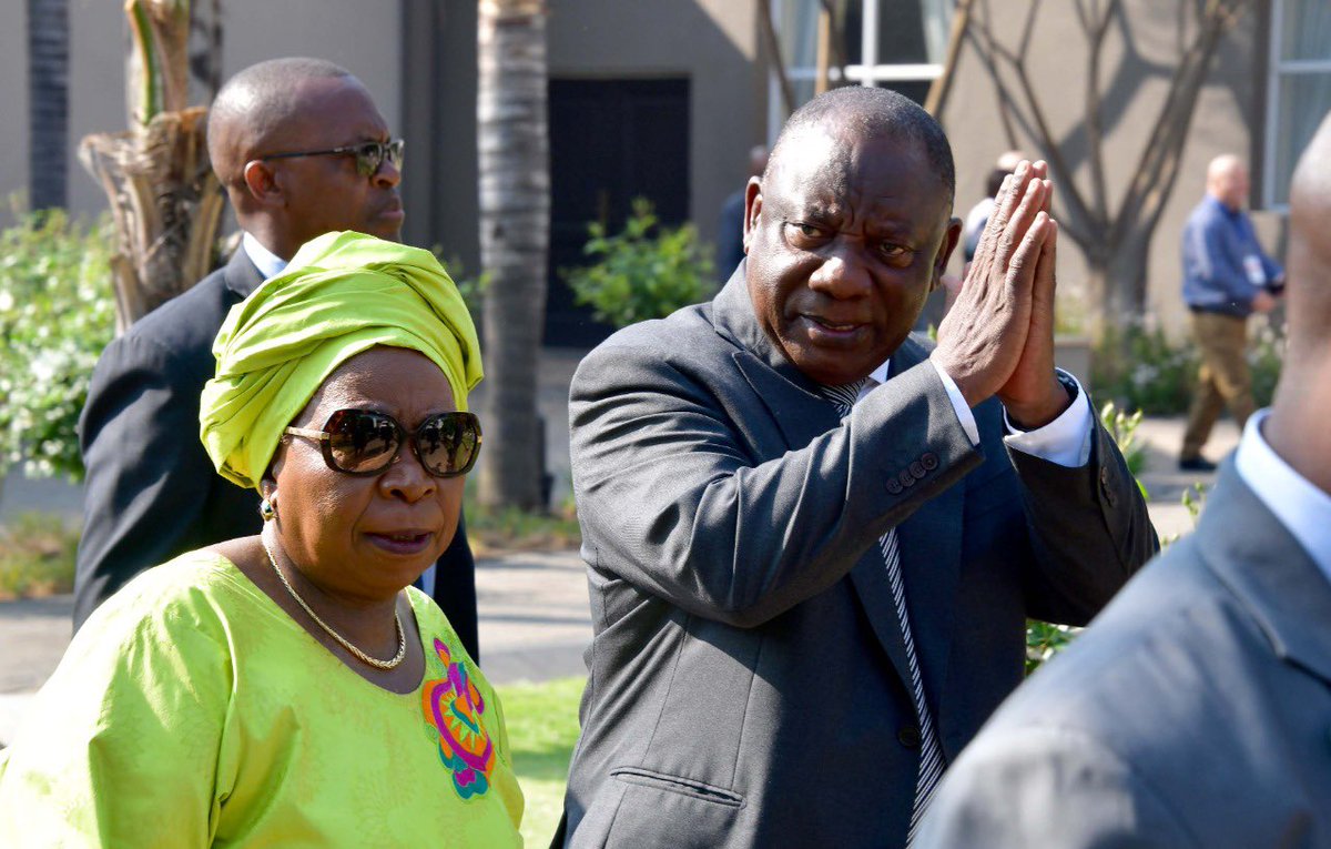 PresidencyZA's tweet photo. [PHOTOS]: President @CyrilRamaphosa arriving at the Birchwood Conference Centre in Ekurhuleni, received by Minister of Cooperative Governance and Traditional Affairs Dr Nkosazana @DlaminiZuma for the National Local Government Summit. 
#LGSummit https://t.co/8UlFLeIMwq